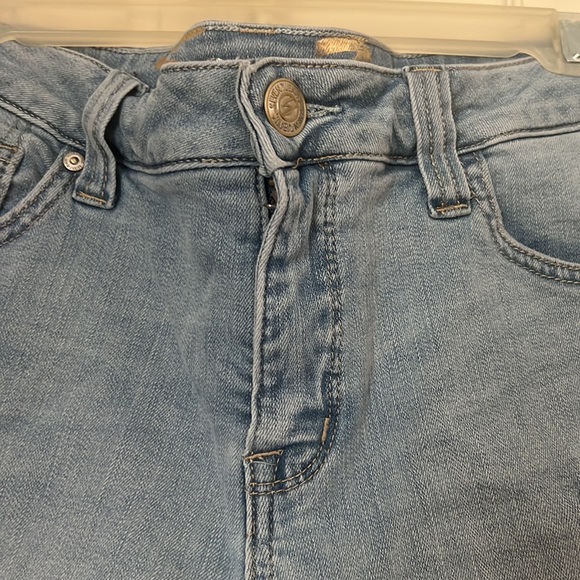 Women Seven Denim Distressed Shorts - Picture 4 of 12